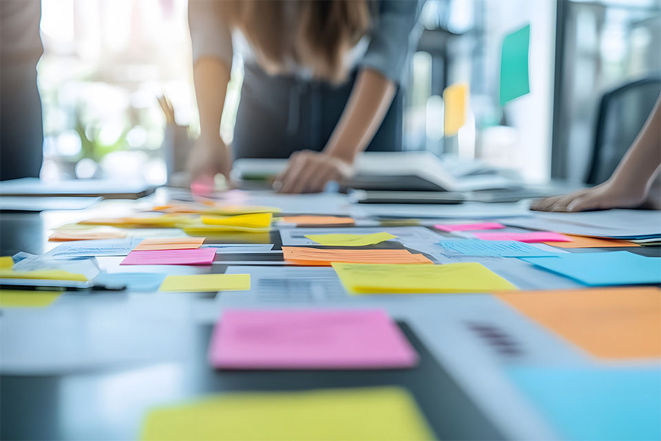 Auditoria de presencia y estrategia inicial del Plan Core + Growth